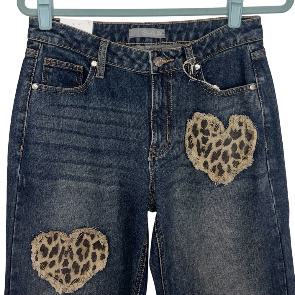 Cali1850 Jeans Straight Leg Leopard Heart Patch Mid Rise Dark Wash Size 9 - Picture 6 of 15